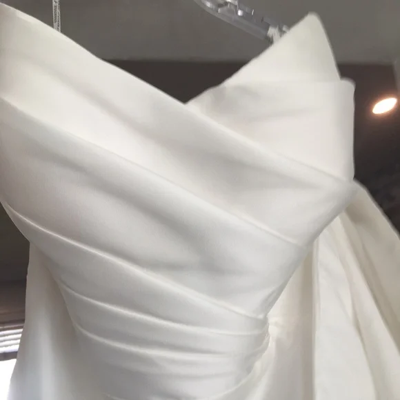 Essence of Australia plus size D3340 - Picture 4 of 12